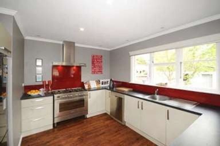 Photo of property in 27 Manuka Street, Mairehau, Christchurch, 8013