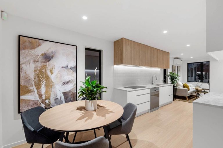 Photo of property in 9f O'donn Avenue, Beach Haven, Auckland, 0626