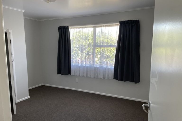 Photo of property in 15 Burndale Terrace, Manurewa, Auckland, 2102