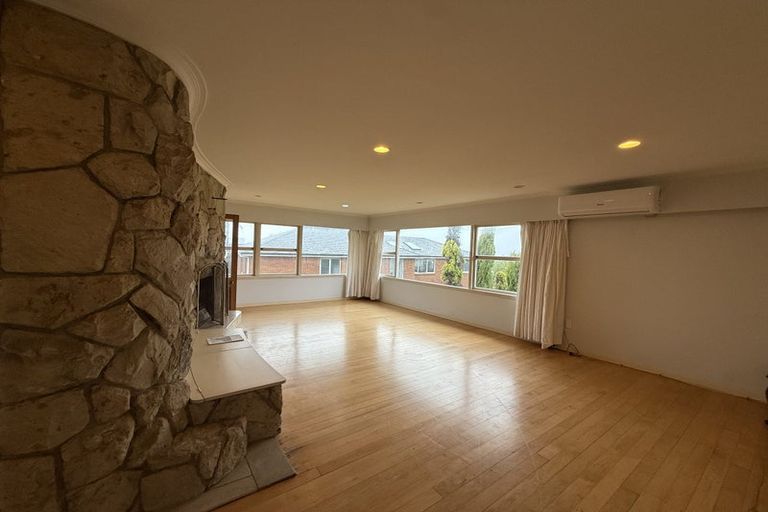 Photo of property in 13 Peter Terrace, Castor Bay, Auckland, 0620