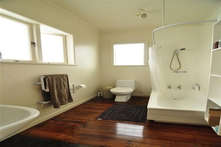 Photo of property in 15 Jutland Road, Manurewa, Auckland, 2102