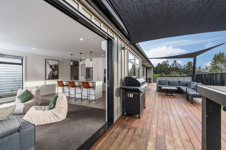 Photo of property in 64 Heathfield Drive, Mosgiel, 9024