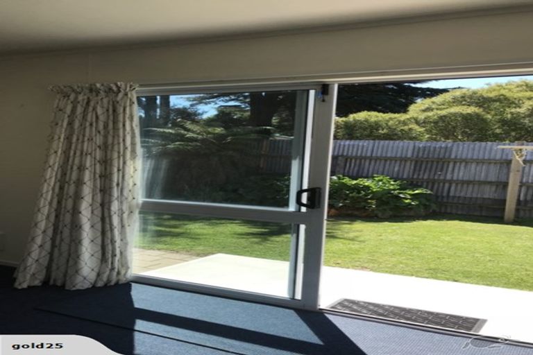 Photo of property in 30b Roche Avenue, Upper Riccarton, Christchurch, 8041