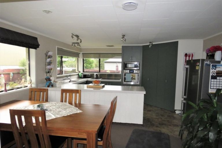 Photo of property in 75 Salisbury Crescent, Oamaru North, Oamaru, 9400