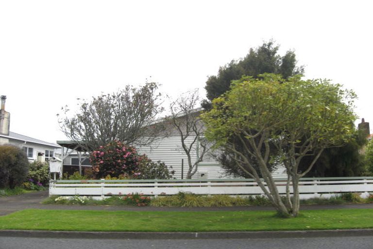 Photo of property in 240 Omata Road, Spotswood, New Plymouth, 4310