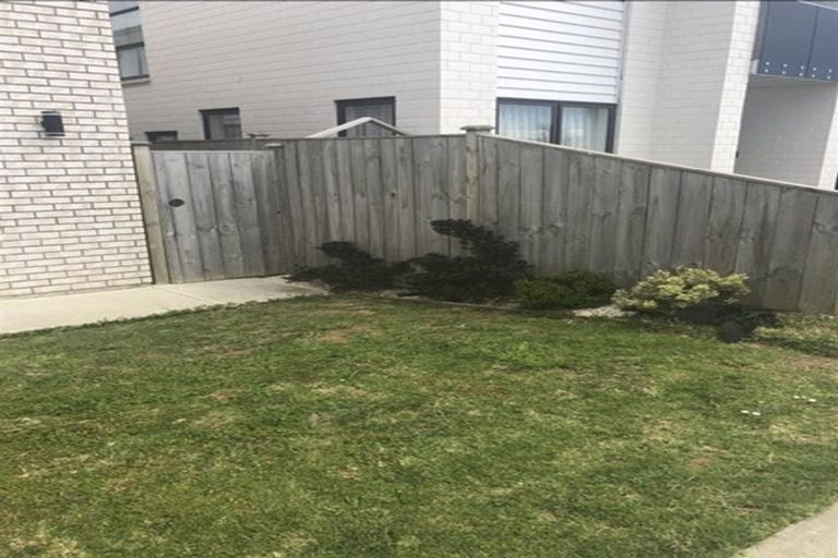 Photo of property in 19 Hakinakina Drive, Flat Bush, Auckland, 2019