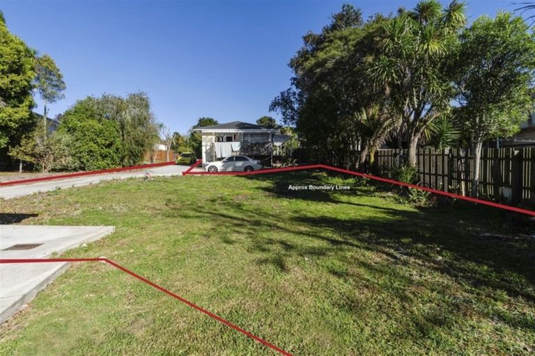 Photo of property in 14a Rosalind Road, Glenfield, Auckland, 0629