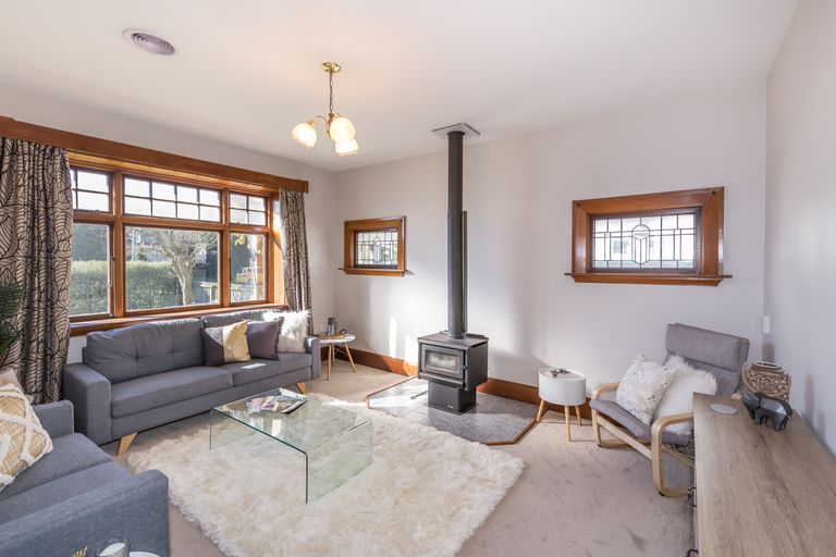 Photo of property in 92 Woodham Road, Linwood, Christchurch, 8062