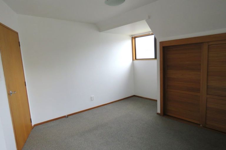 Photo of property in 2/125 Champion Street, Edgeware, Christchurch, 8013