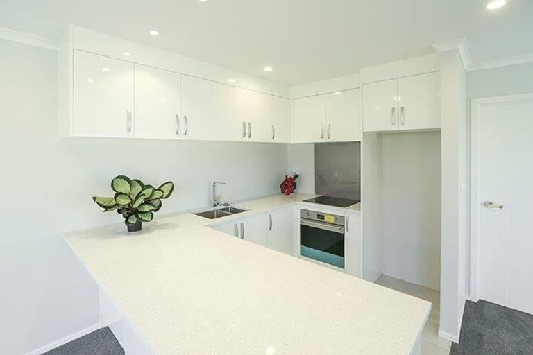 Photo of property in 11u1 Crosher Place, Silverdale, Hamilton, 3216