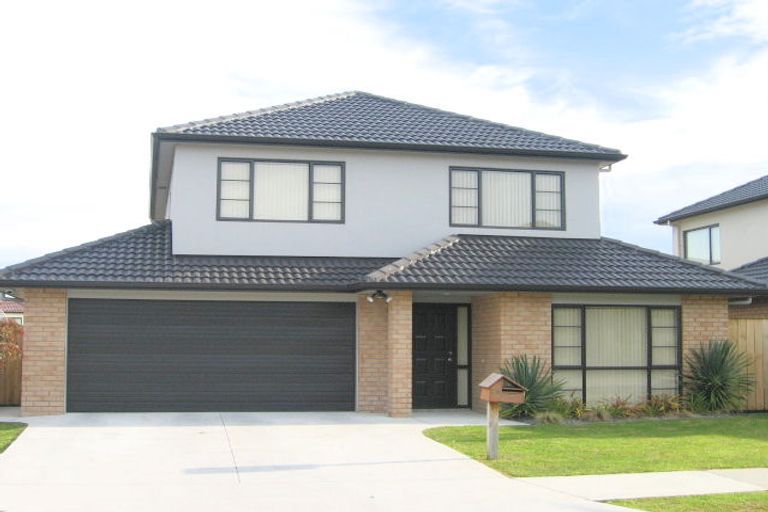 Photo of property in 25 Dalcross Drive, Flat Bush, Auckland, 2016