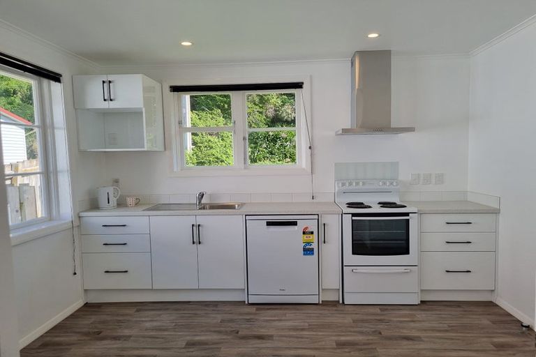 Photo of property in 64- 66 Mungavin Avenue, Ranui, Porirua, 5024