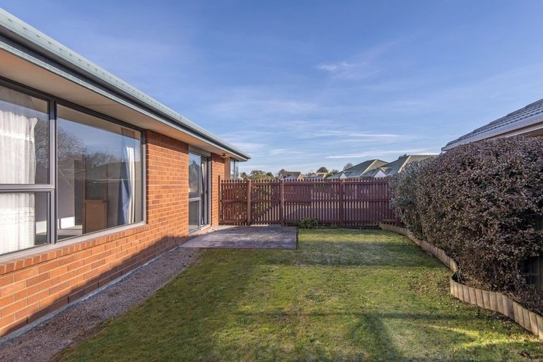 Photo of property in 14 Innisfree Place, Northwood, Christchurch, 8051