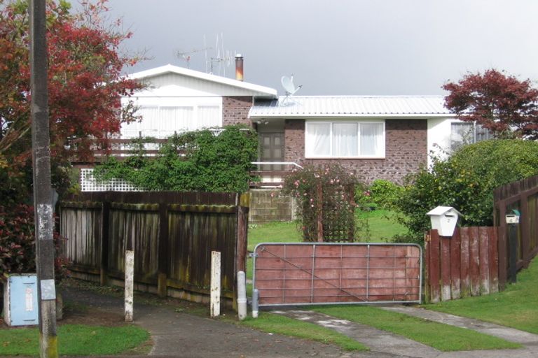 Photo of property in 2 Marlborough Place, Tokoroa, 3420