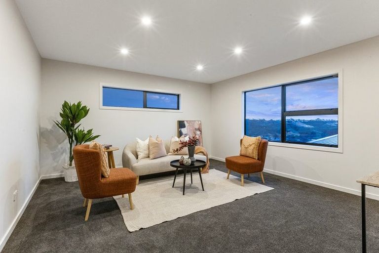 Photo of property in 1 Trysail Place, Whitby, Porirua, 5024