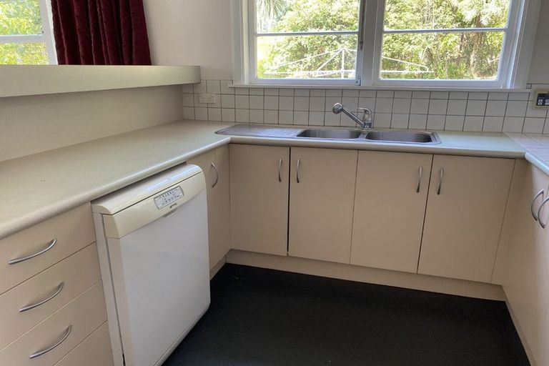 Photo of property in 65 Raukawa Street, Stokes Valley, Lower Hutt, 5019