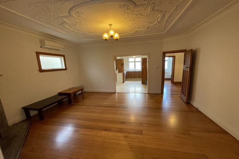 Photo of property in 12 Darlington Terrace, Miramar, Wellington, 6022