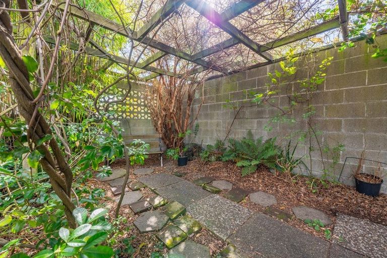 Photo of property in 58 Mountain View Road, Glenwood, Timaru, 7910