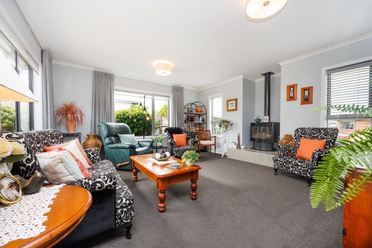 Photo of property in 4 Poplar Grove, Feilding, 4702