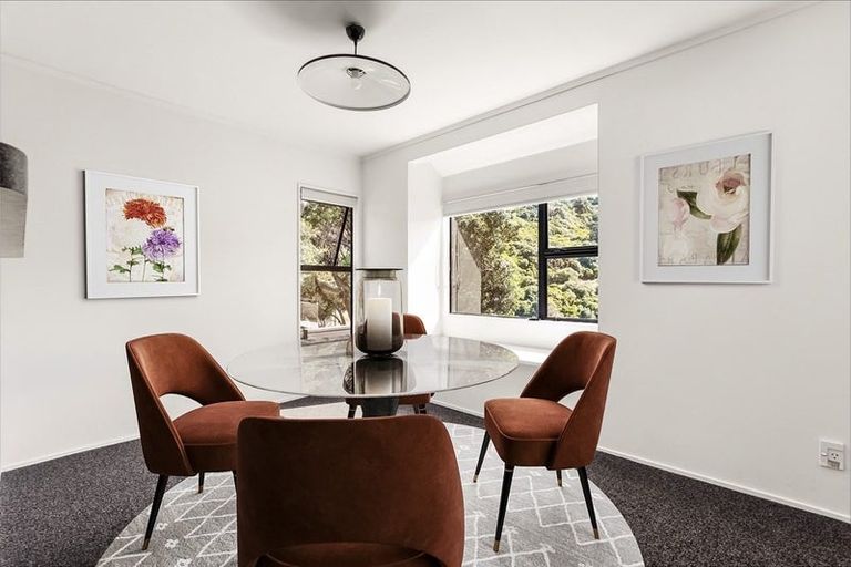 Photo of property in 113 Houghton Bay Road, Houghton Bay, Wellington, 6023