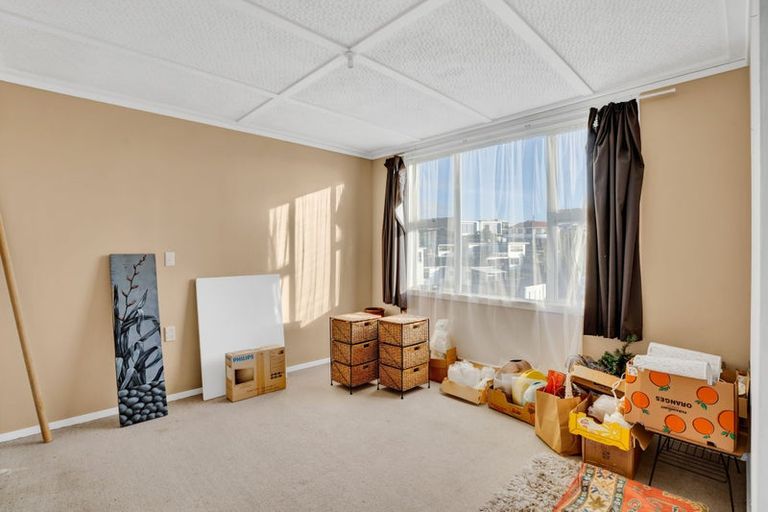 Photo of property in 28 Bayly Road, Moturoa, New Plymouth, 4310