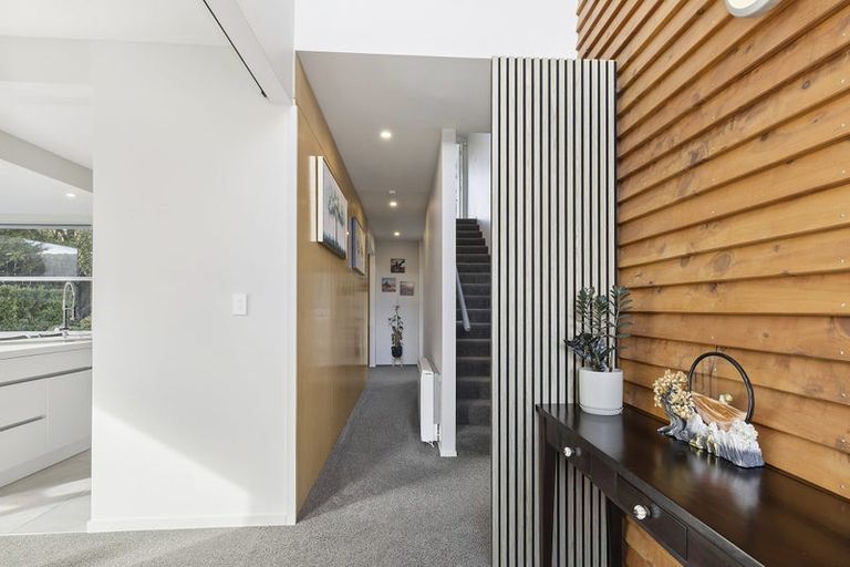 Photo of property in 7 Pikitanga Close, Tawa, Wellington, 5028