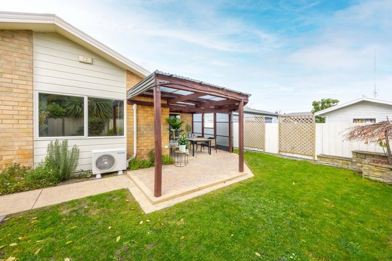 Photo of property in 6a Moeller Street, Taradale, Napier, 4112