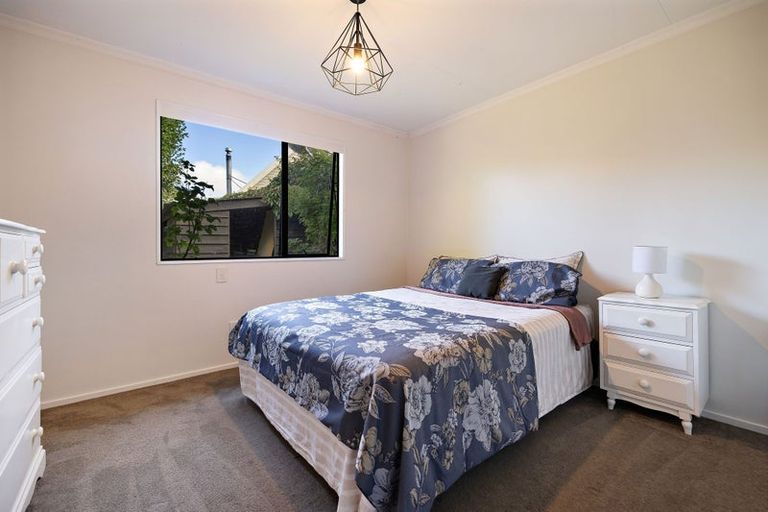 Photo of property in 30 Remarkables Crescent, Frankton, Queenstown, 9300