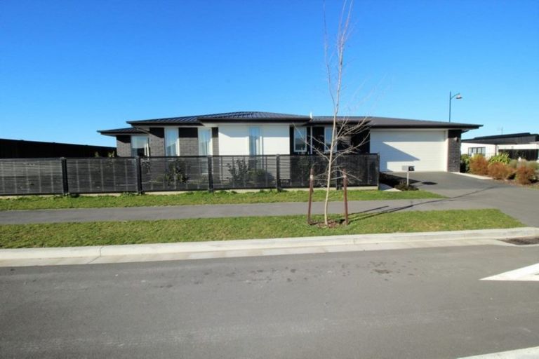 Photo of property in 14 Ngahau Street, Kaiapoi, 7630