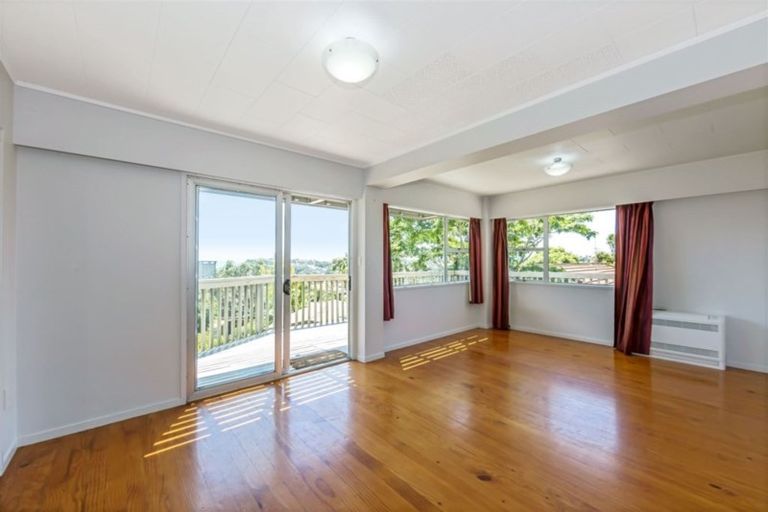Photo of property in 12 Kauri Road, Stanmore Bay, Whangaparaoa, 0932