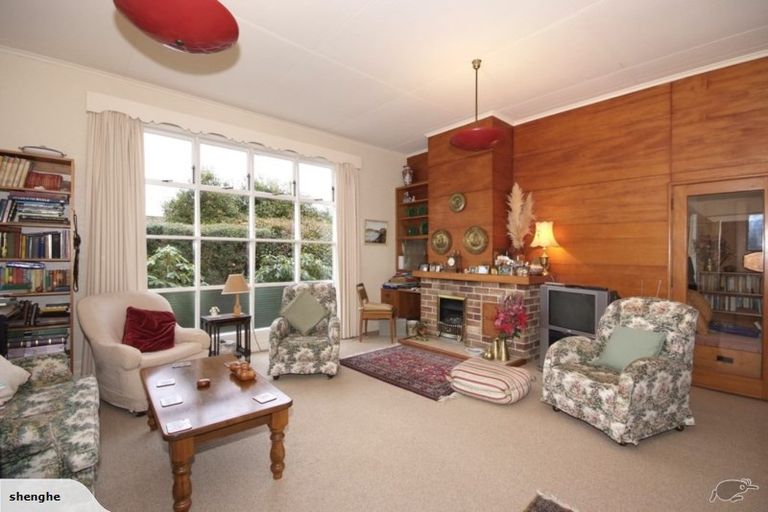 Photo of property in 63 Delhi Crescent, Khandallah, Wellington, 6035