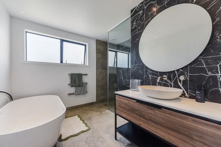 Photo of property in 5 Safre Place, Mapua, 7005