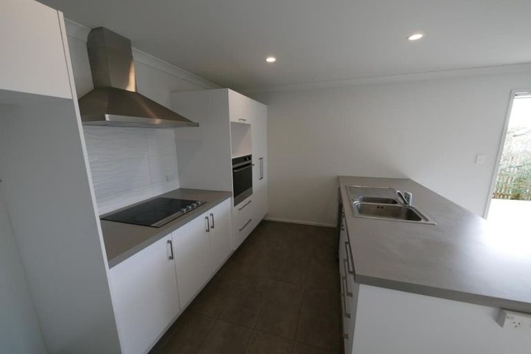 Photo of property in 2 Matawai Puna Drive, Pukekohe, 2120