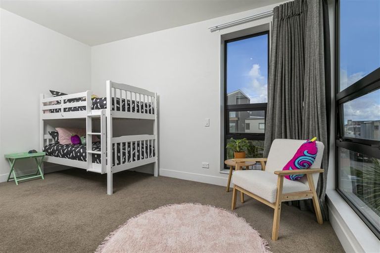 Photo of property in 204 Hobsonville Point Road, Hobsonville, Auckland, 0616