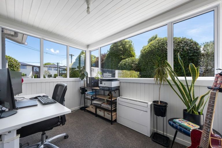 Photo of property in 30 Windermere Road, Papanui, Christchurch, 8053