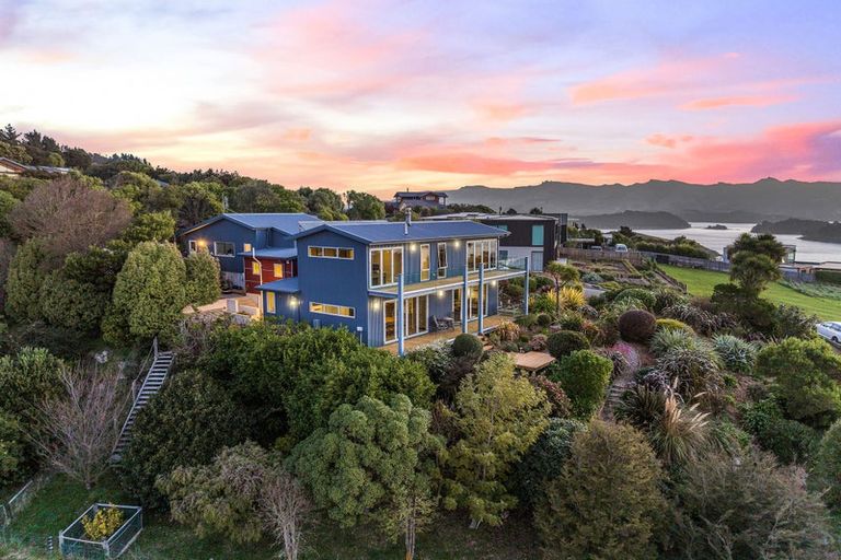 Photo of property in 18 Stoddart Terrace, Diamond Harbour,  8971