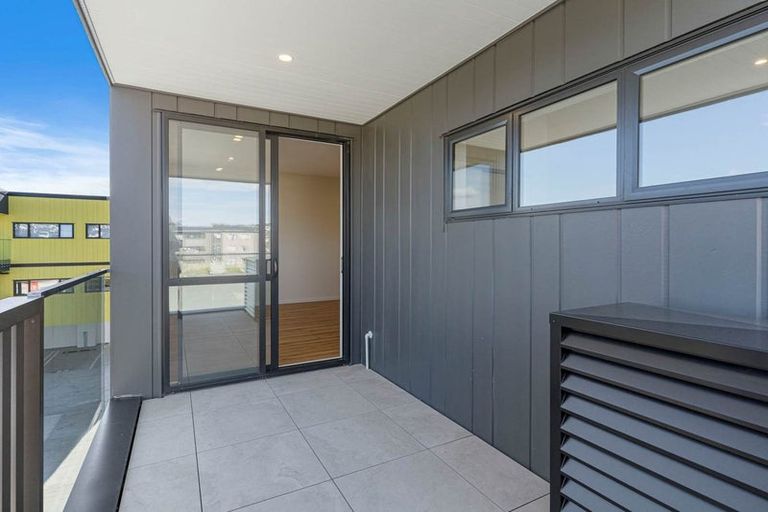 Photo of property in 201/1 Dishys Road, Flat Bush, Auckland, 2019