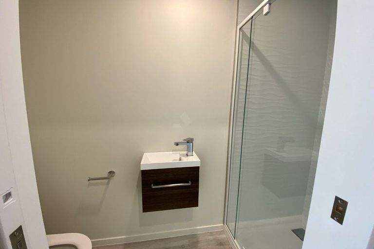 Photo of property in 9a/8 Maronan Street, Woolston, Christchurch, 8023