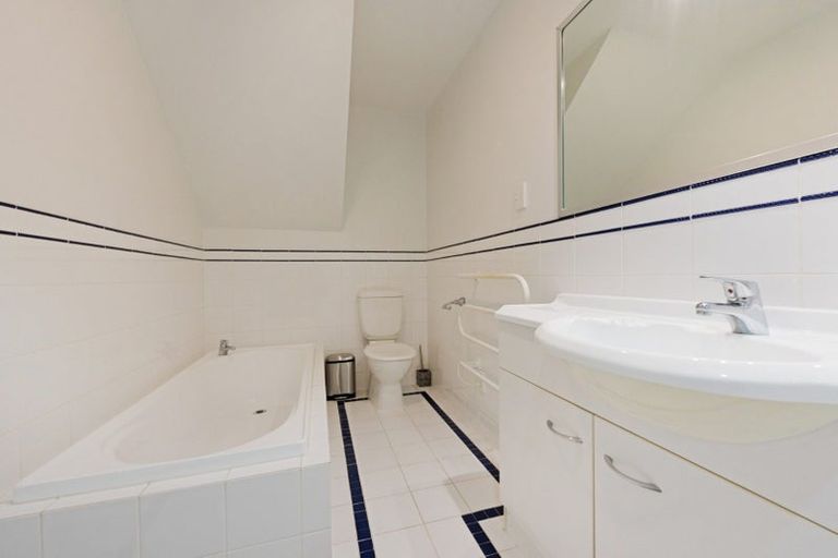 Photo of property in 54 Sar Street, Pipitea, Wellington, 6012