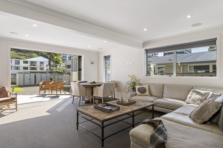 Photo of property in 4/5 Leinster Avenue, Mount Maunganui, 3116