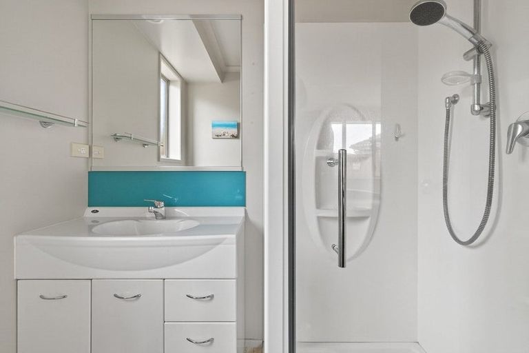 Photo of property in 4 Atlantic Close, Papamoa Beach, Papamoa, 3118