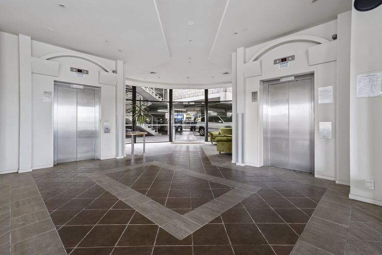 Photo of property in 11i/18 Ronwood Avenue, Manukau, Auckland, 2104