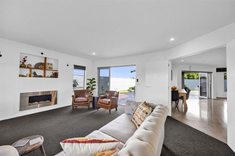 Photo of property in 1 Ta Paora Drive, Bell Block, New Plymouth, 4312