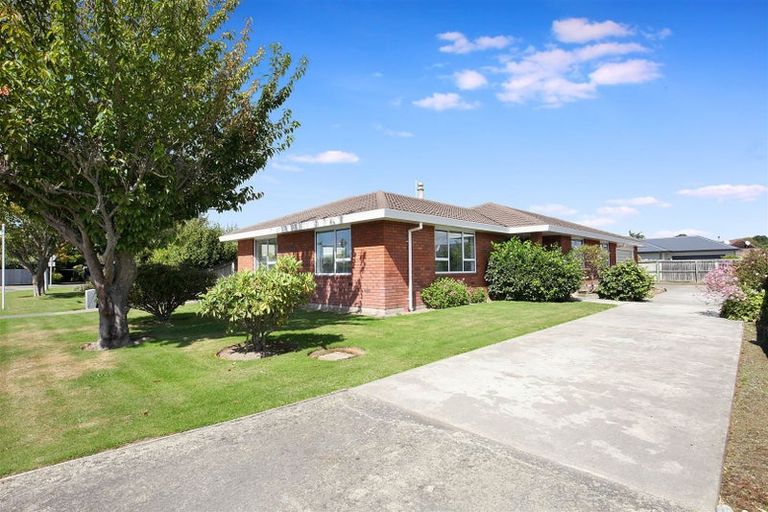 Photo of property in 3 Isaac Wilson Road, Kaiapoi, 7630