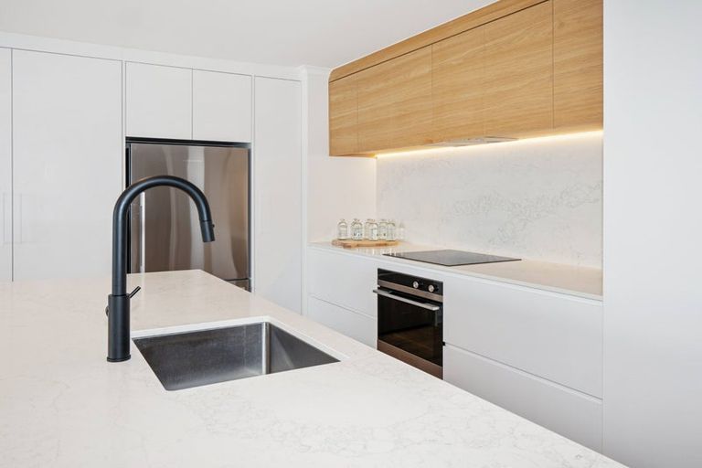 Photo of property in 204/136 Marine Parade, Mount Maunganui, 3116