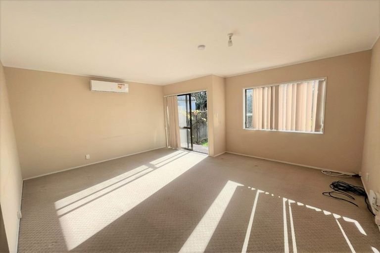 Photo of property in 1/12 Avis Avenue, Papatoetoe, Auckland, 2025
