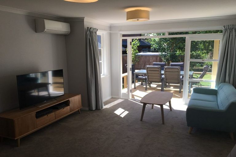 Photo of property in 32 Casey Avenue, Fairfield, Hamilton, 3214