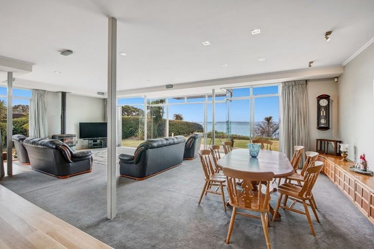 Photo of property in 859 Whangaparaoa Road, Manly, Whangaparaoa, 0930