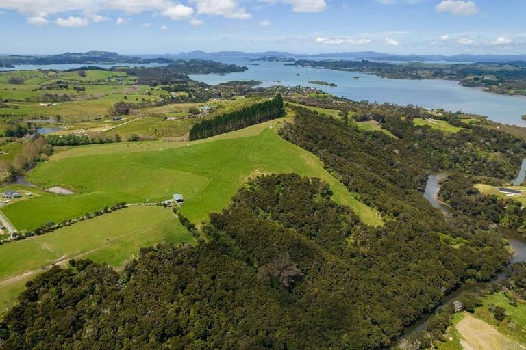 Photo of property in 41 Waitete Heights Lane, Kerikeri, 0294