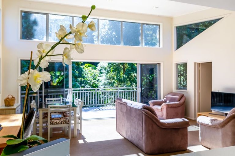 Photo of property in 4 Berne Place, Birkenhead, Auckland, 0626